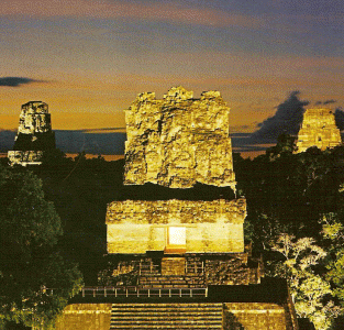 Arq, IV-VII, Epoca Clsica, Pirmides o Templos II -centro- y IV -derecha-, ciudad de Tikal, Mayas, Guatemala
