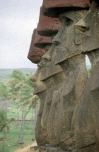 Esc IV-XVIII Moais Isla de Pascua o Rapanui Chile