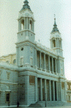 Arq, XX, Maruqus de Cubas y otros, Catedral de la Almudena, fachada, Madrid, Espaa