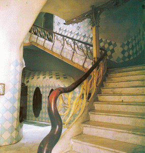Arq, XX, Gaud y Cornet,Antonio, Casa Batll, interior, Caja de la escalera, Barcelona, 1904-1906