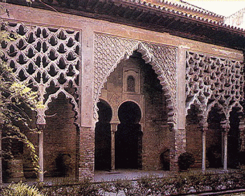 Arq, XI-XII, Reales Alczares, Interior, Patio,  Columnas, Arcos lobulados decorativos de yeseras, Sevilla, Espaa