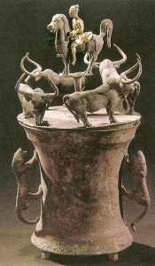 Esc, II-I aC., DIN Han , Recipiente, Tumba de Chizhaisham, Bronce, Provincia de Jinning Xian