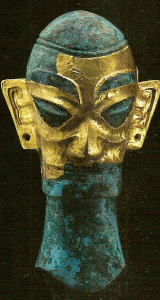 Esc, XVII aC, DIN Chang, Totem de Dios o Rey, Bronce y Oro, 1600 aC.