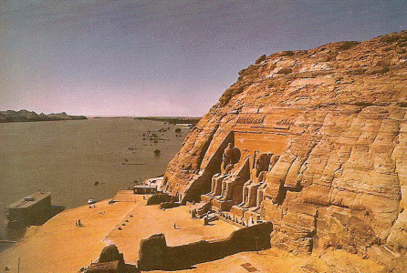 Arq, Egiptp, XIII, DIN XIX, Speos de Ramss II, Abu Simbel, fachada, 1279-1213 aC.