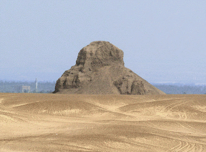 Arq, Egipto, XIX-XVIII, DIN XI, Pirmide de Amenemhet III, en Dahshur, 1817-1772