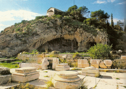Arq, I aC., Pequeos Propileos y Plouroneion, Santuario de Eleusis 54 aC.