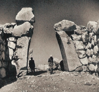 Arq, XVII-XIV aC., Hititas, Puerta Real, Boghaz, Koeim