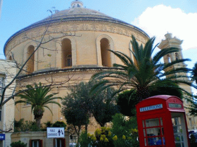 Arq XIX Iglesia de Mosta Exterior Conjunto upula sobre Tambor Malta