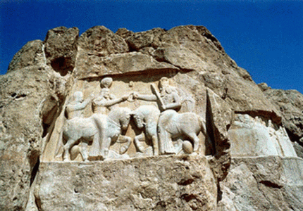 Esc, III, Adeshir I en Naghsh e Rostam, Relieve, Irn
