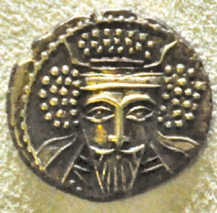 Numismtica, II, Arsaces XLI o Vologueses IV, Rey de Partia, 105-148