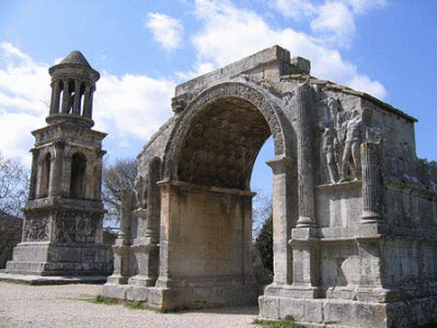 Arq, I, Arco de Triunfo y Mausoleo de Glanum, San Rmy, Provenza, Francia, 10-25