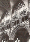 Arq XIII Catedral de Lincoln interior Inglaterra