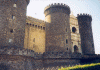 Arq XIII Castel Nouvo exterior Napoles Italia 1240