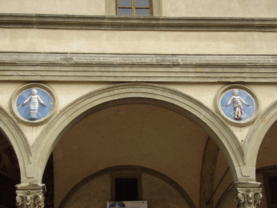 Arq, XV, Brunelleschi, Filippo, Hospicio u Hospital de los Inocentes, detalle, arcos y enjutas, Florencia, 1419-1444