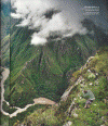 Fisica Rio Urubamba al pie de Machu Pichu Peru